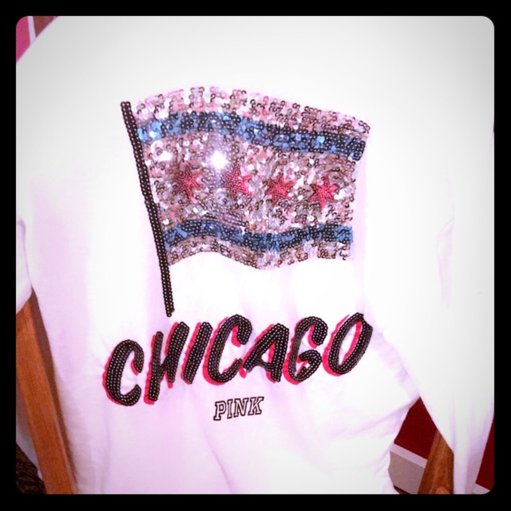 Pink VS Destinations Chicago hoodie